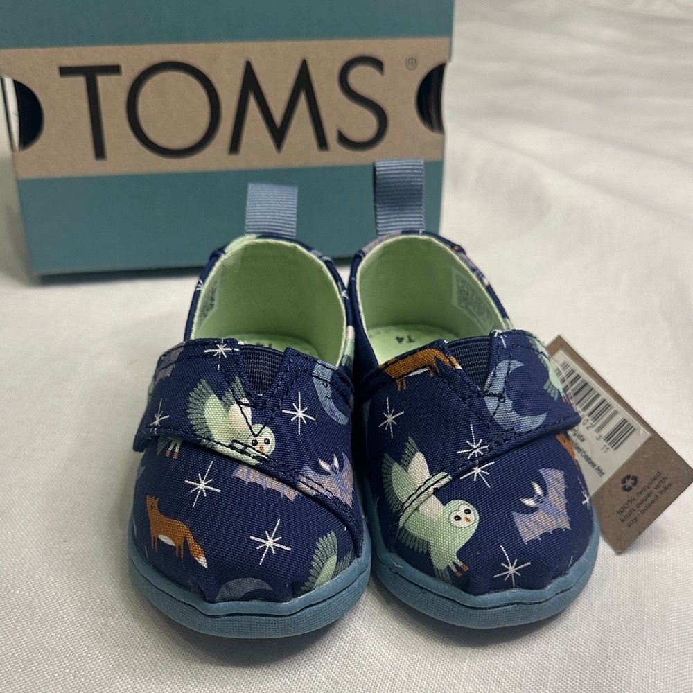 TOMS Tiny alpargatas Twilight Woodland Print Shoes